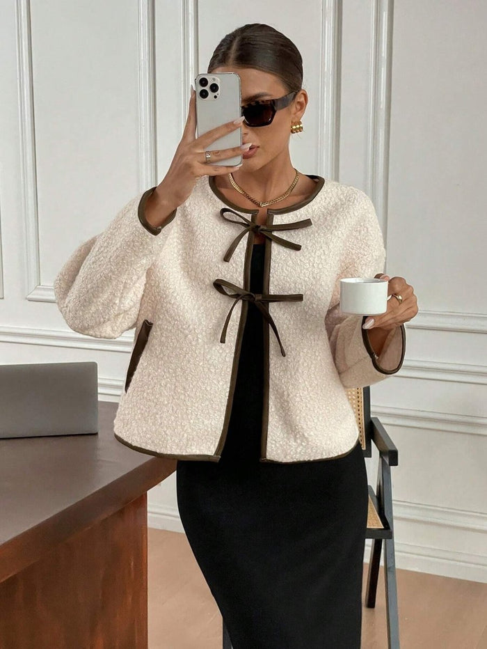 Café Society Kontrast Fiyonk Detaylı Ceket - Phentora