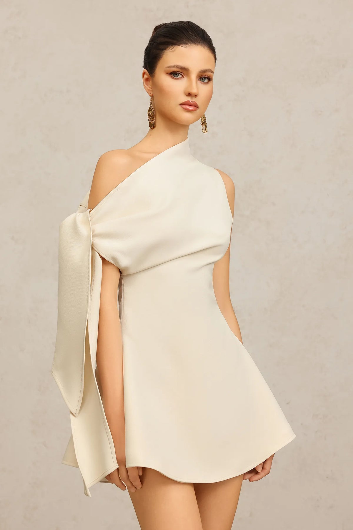 Calwa Asimetrik One Shoulder İspanyol Paça Mini Elbise