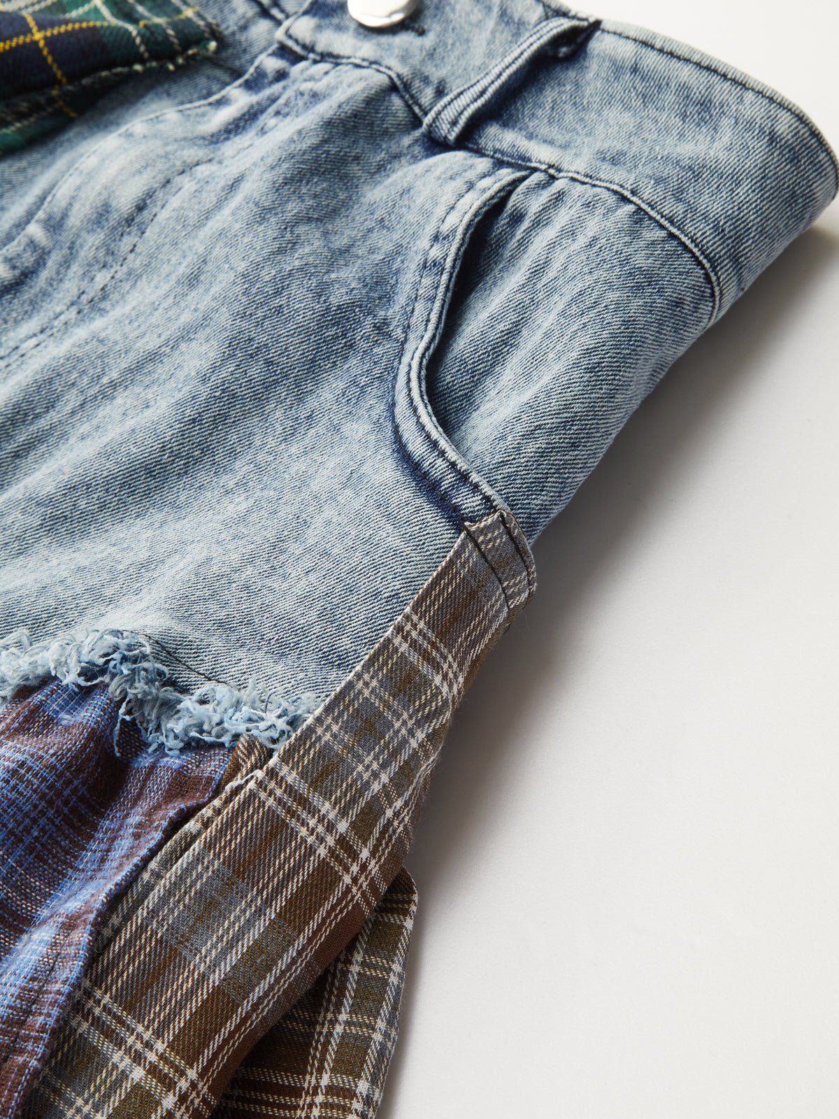 Panelli Asimetrik Etekli Denim Kısa Etek - Phentora