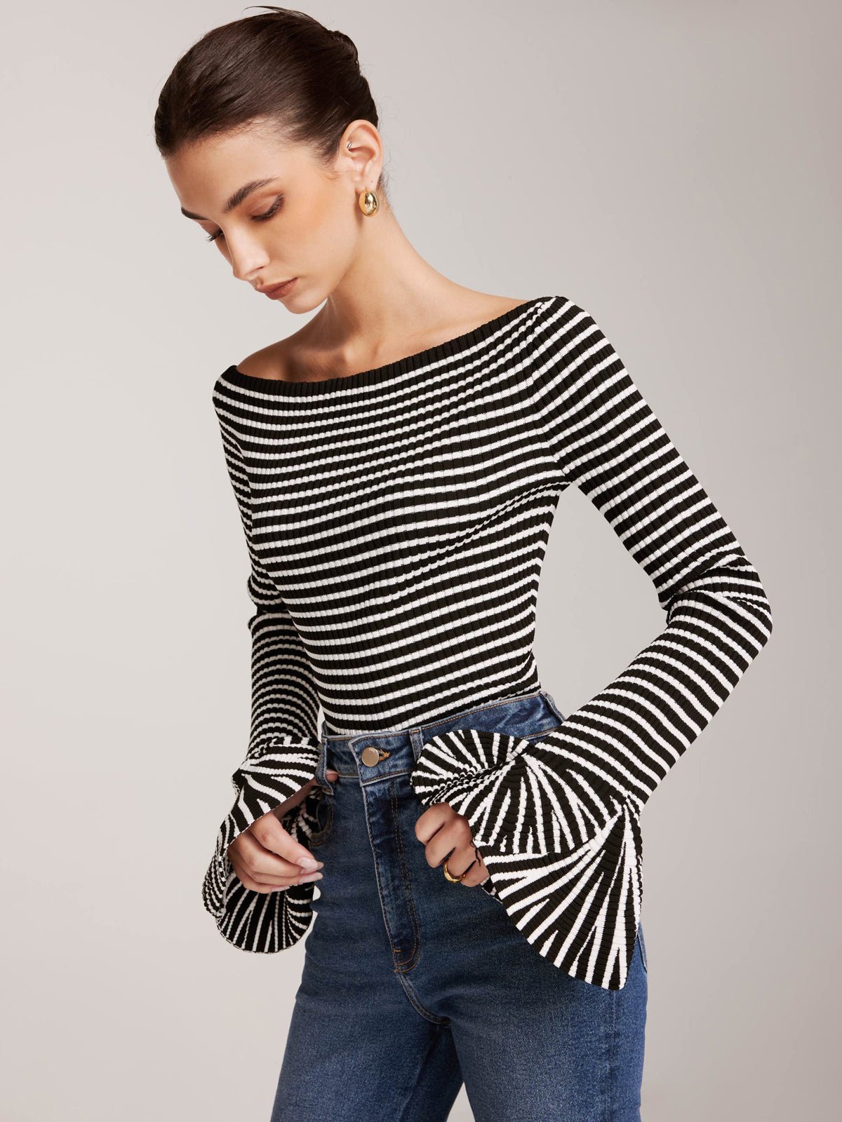 Striped Fırfırlı - Sleeve Triko Üst - Phentora