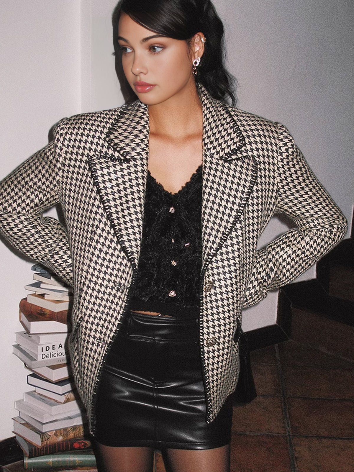 Retro Yaka Düğme Blazer - Phentora
