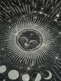 Gök Tasarım: Eşsiz Astroloji Baskılı Etek - Phentora