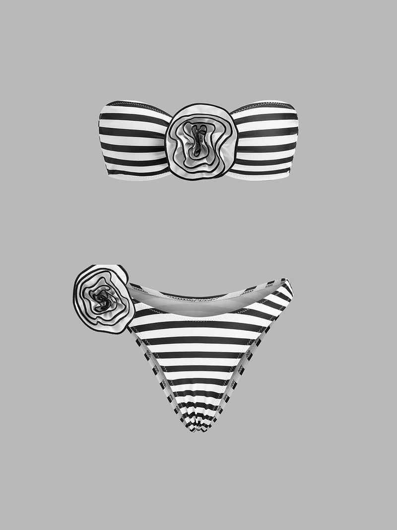 Şık Çizgili Bandeau Bikini Takımı Çiçek Aksamları ile - Phentora