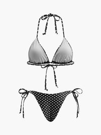 Şık Noktalı Kravat Bikini Takımı ile Şık Bir Plaj Görünümü - Phentora