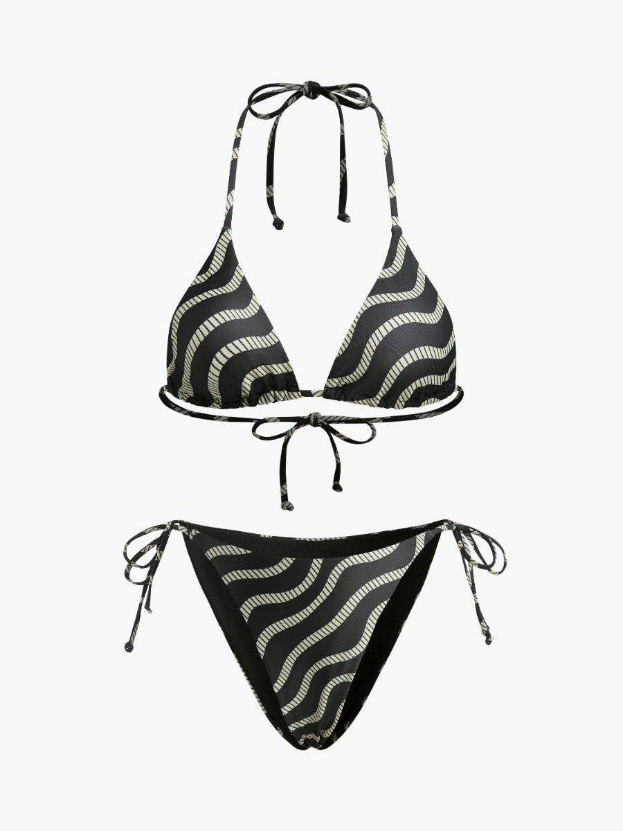 Şık Plaj Görünümü için Şık Dalga Desenli Üçgen Bikini Seti - Phentora