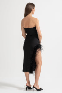 Tüy - detaylı Elbise Vücuda Oturan Gövde ve Asimetrik Hemline - Siyah - Phentora