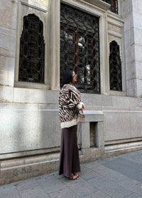 Charm Zebra Desenli Oversize Kazak - Phentora