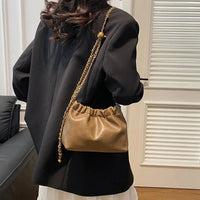 Vintage Zincir Detaylı Soft Clutch Çanta - Phentora