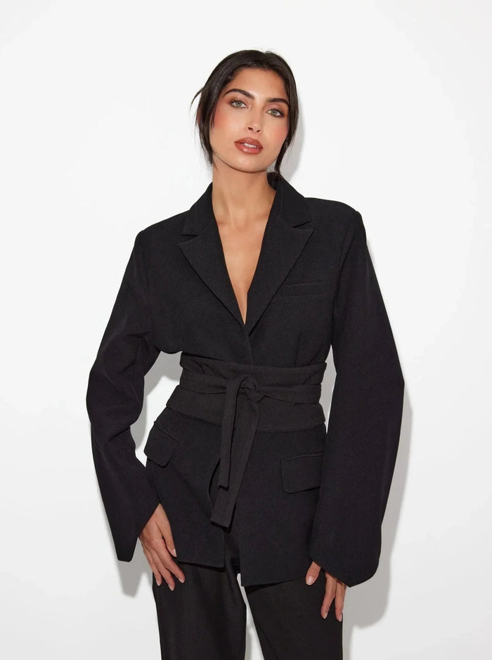 Refined Allure Blazer Ceket - Phentora