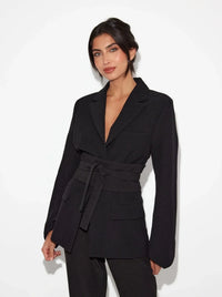 Refined Allure Blazer Ceket - Phentora