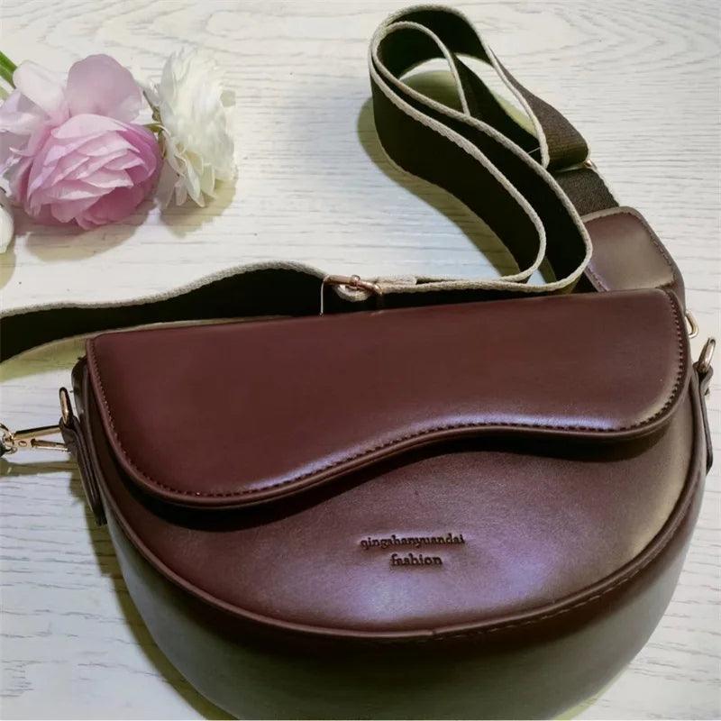 Minimalist Dalga Deri Crossbody Çanta - Phentora
