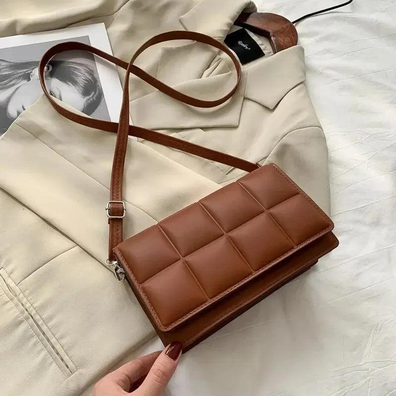 Minimalist Kapitone Çapraz Çanta - Phentora