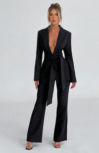 Midnight Elegance Kuşak Detaylı Ceket - Phentora