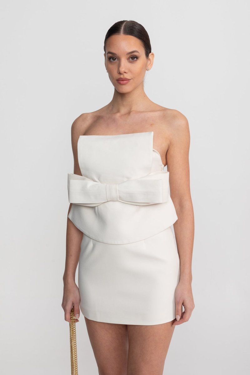Büyük Fiyonklu Bel Bölgesi ve Peplum Detaylı Straplez Mini Elbise - Phentora