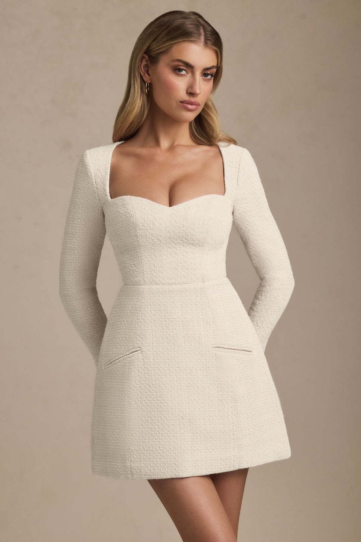 Sweetheart - Neck Structured Mini Elbise in Fildişi - Phentora